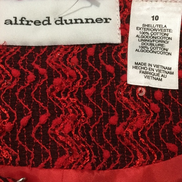 Alfred Dunner - Red Sparkle Bouche Jacket - Picture 7 of 8